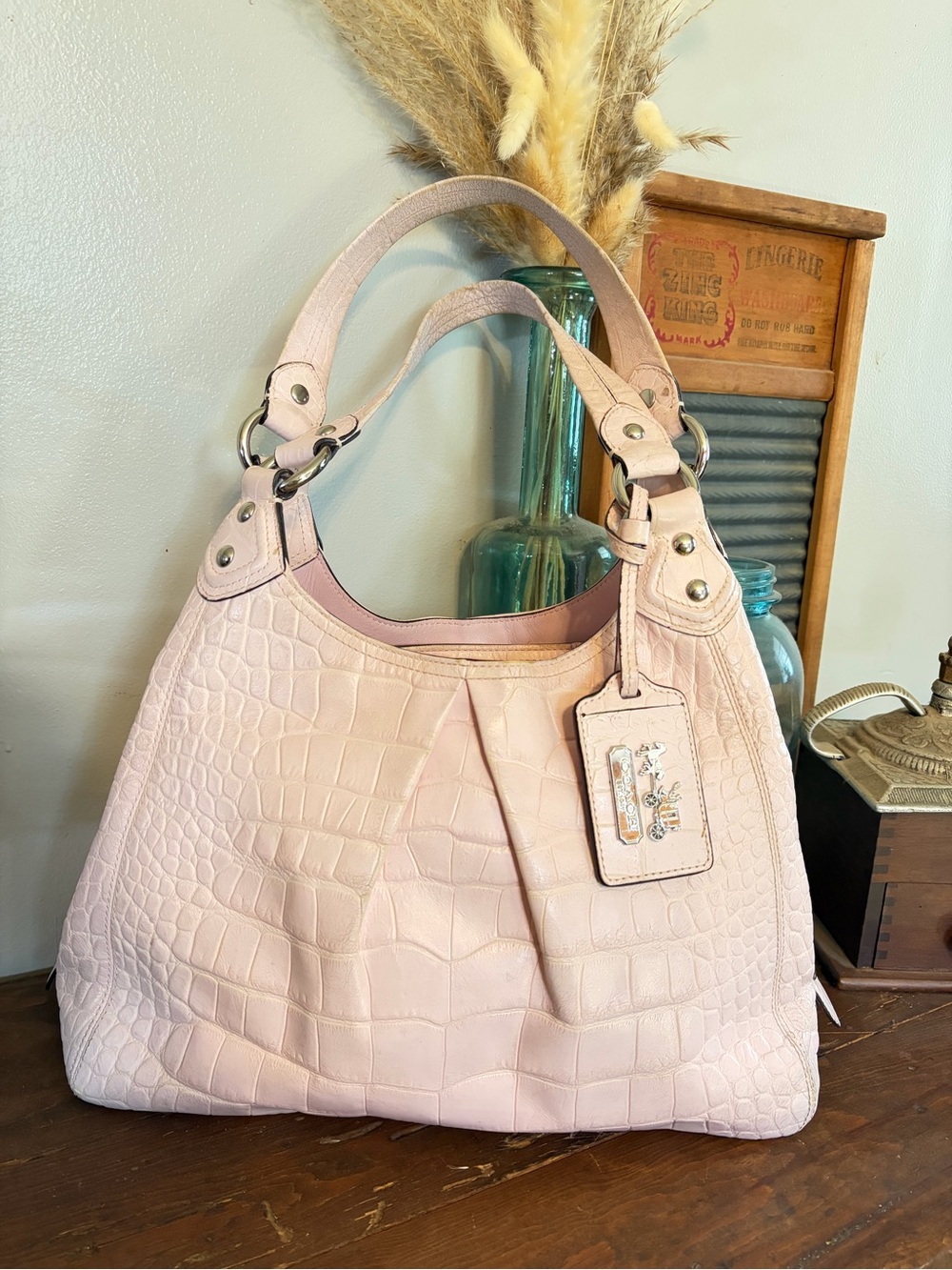 ✨Y2K✨Coach Madison Exotic Maggie Soft Pink Croc-Embossed Leather Tote